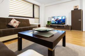Central Apartments - Green
